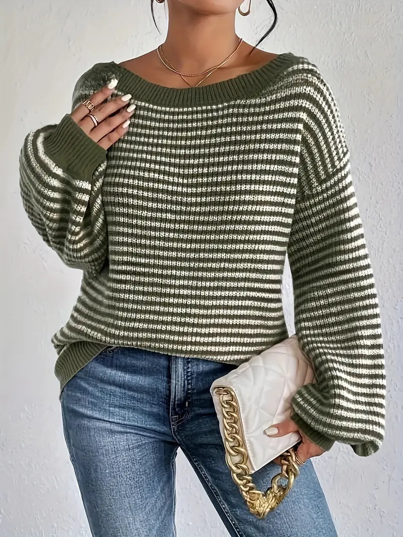 Elly – Strikket sweater med rund hals og pufærmer