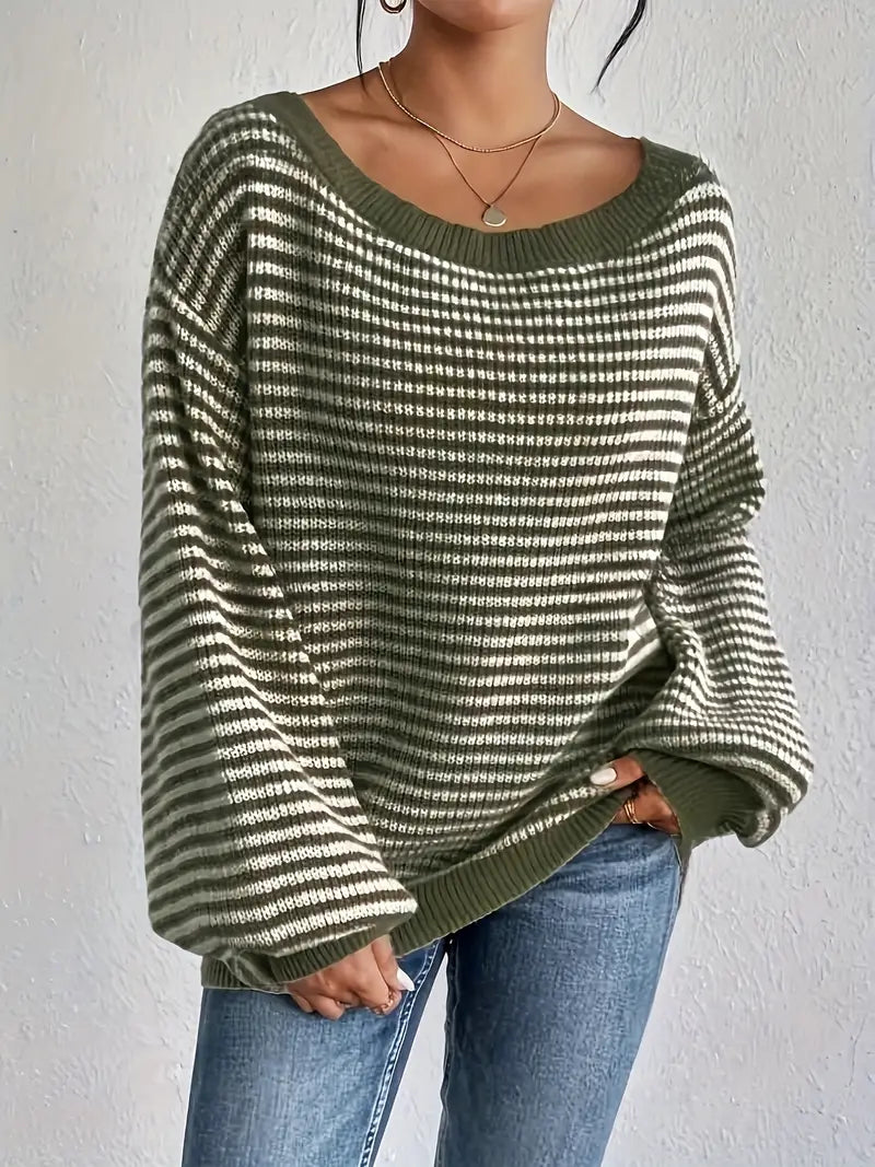 Elly – Strikket sweater med rund hals og pufærmer