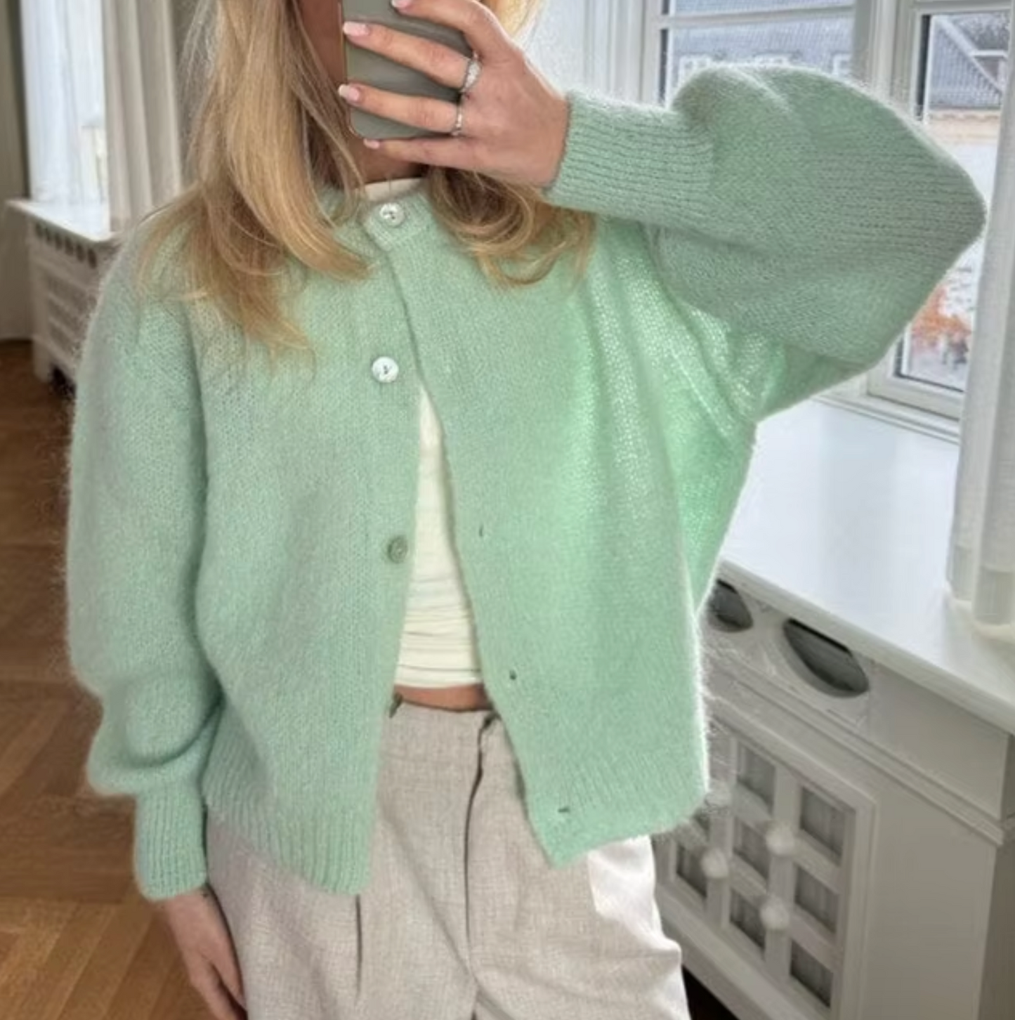 Irina – Strikket cardigan med knaplukning