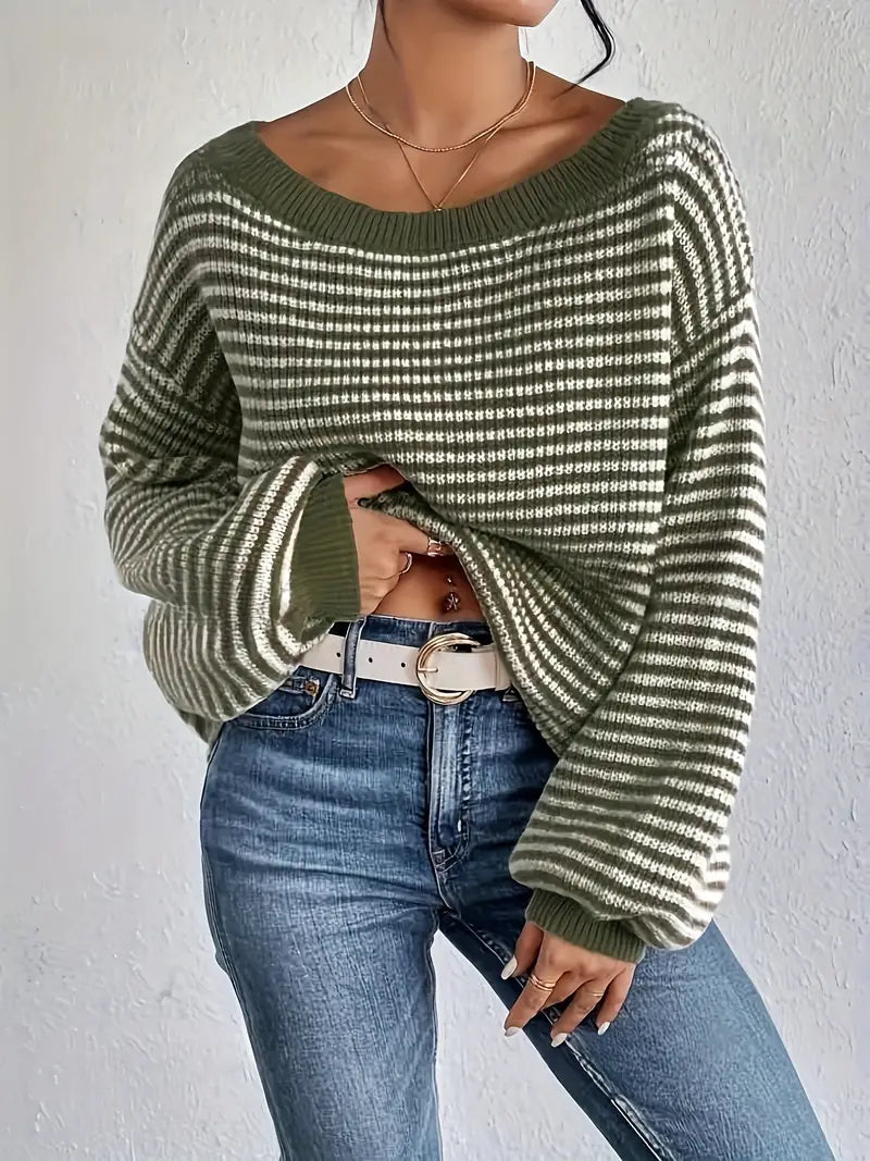 Elly – Strikket sweater med rund hals og pufærmer